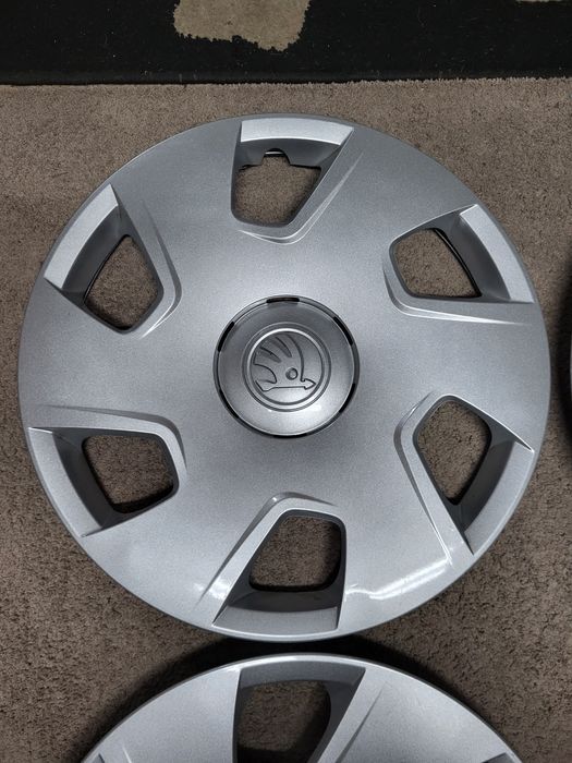 Oryginalne kołpaki Skoda 15 cali 5JA.601.147A