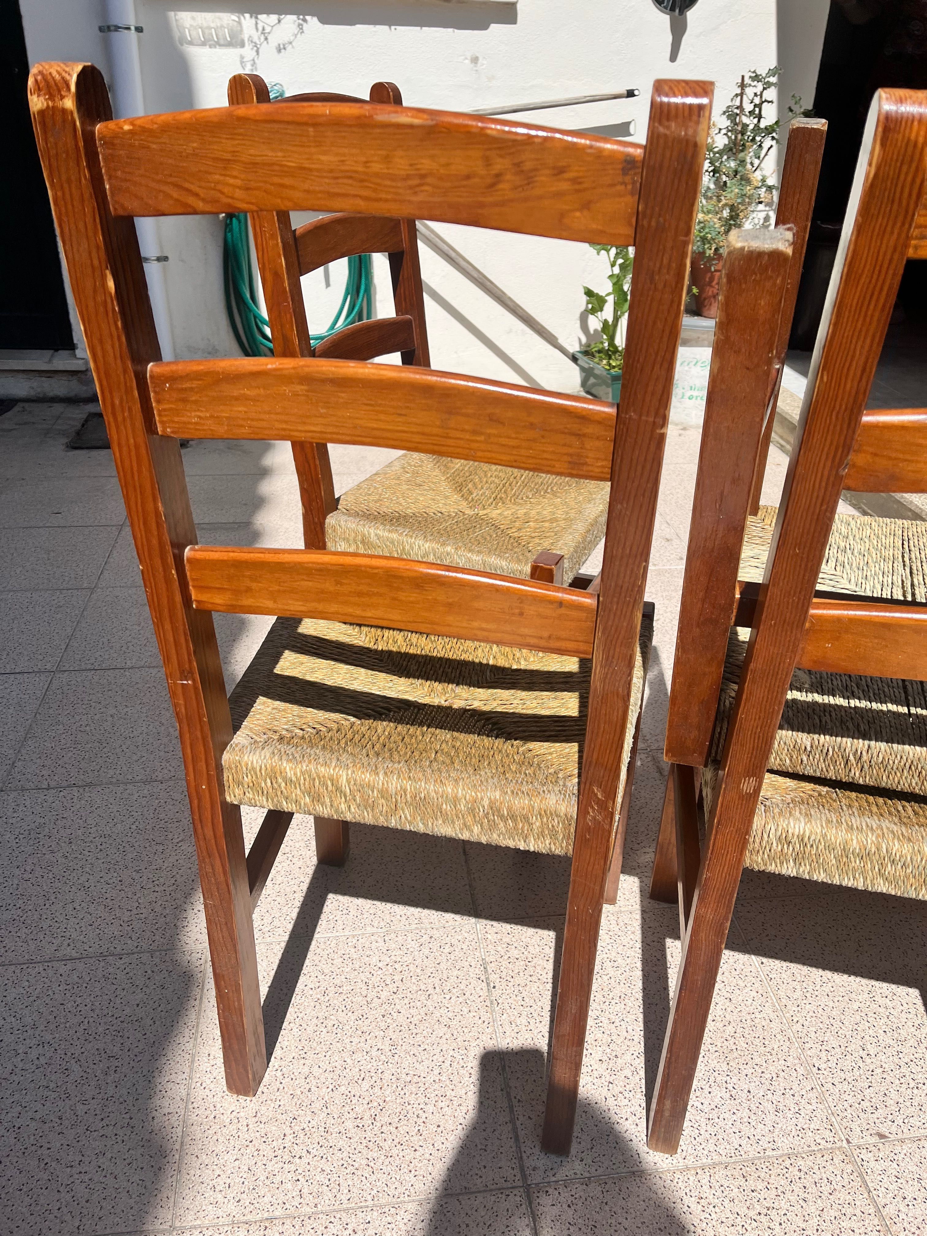 Conjunto mesa + cadeiras