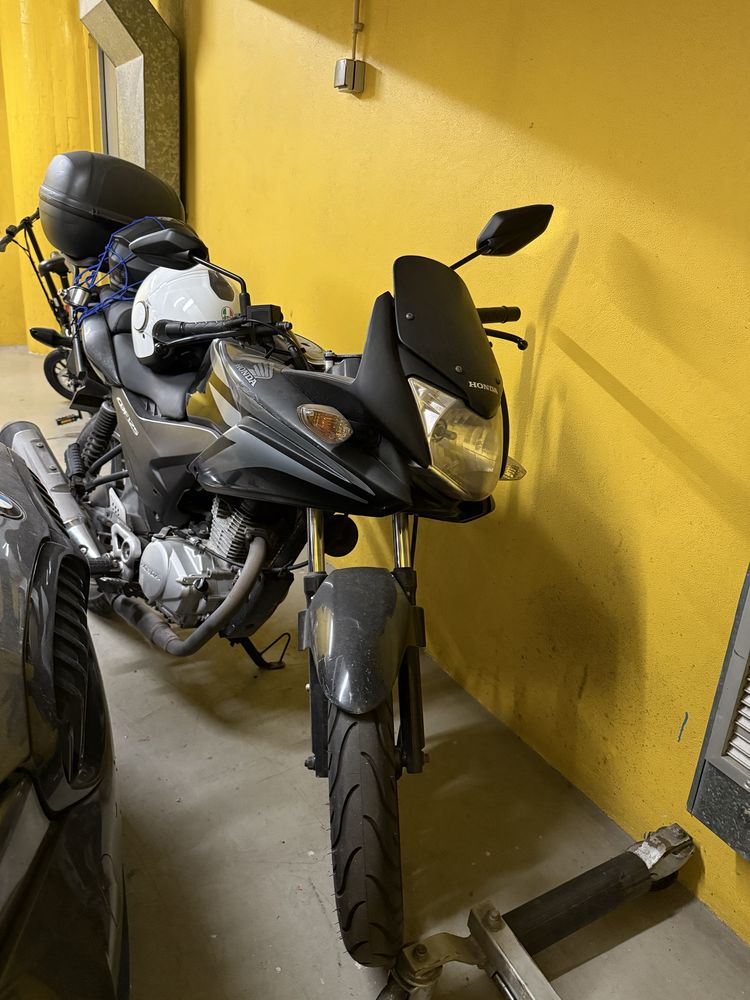 Honda CBF 125 prea e cinza