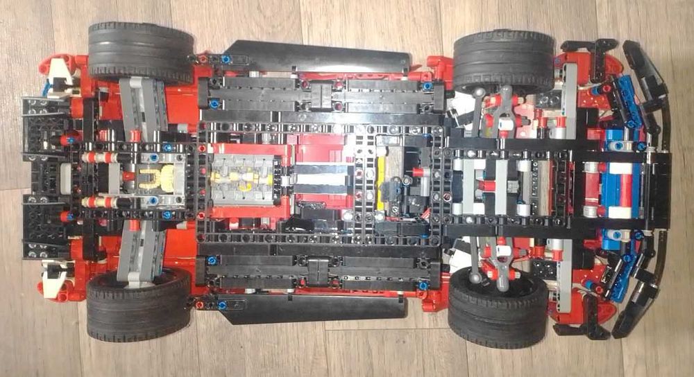 LEGO Technic Ferrari 488 GTE AF Corse №51 42125