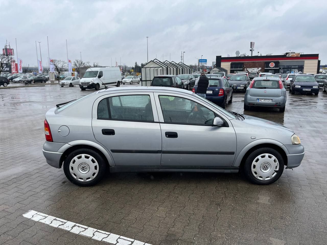 Na sprzedaż Opel Astra 1.4b/fajny stan/małe auto/długie OC/raty/