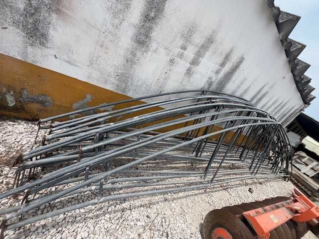 Vendo Arcos (Asnas) para Estufas – Ferro Galvanizado