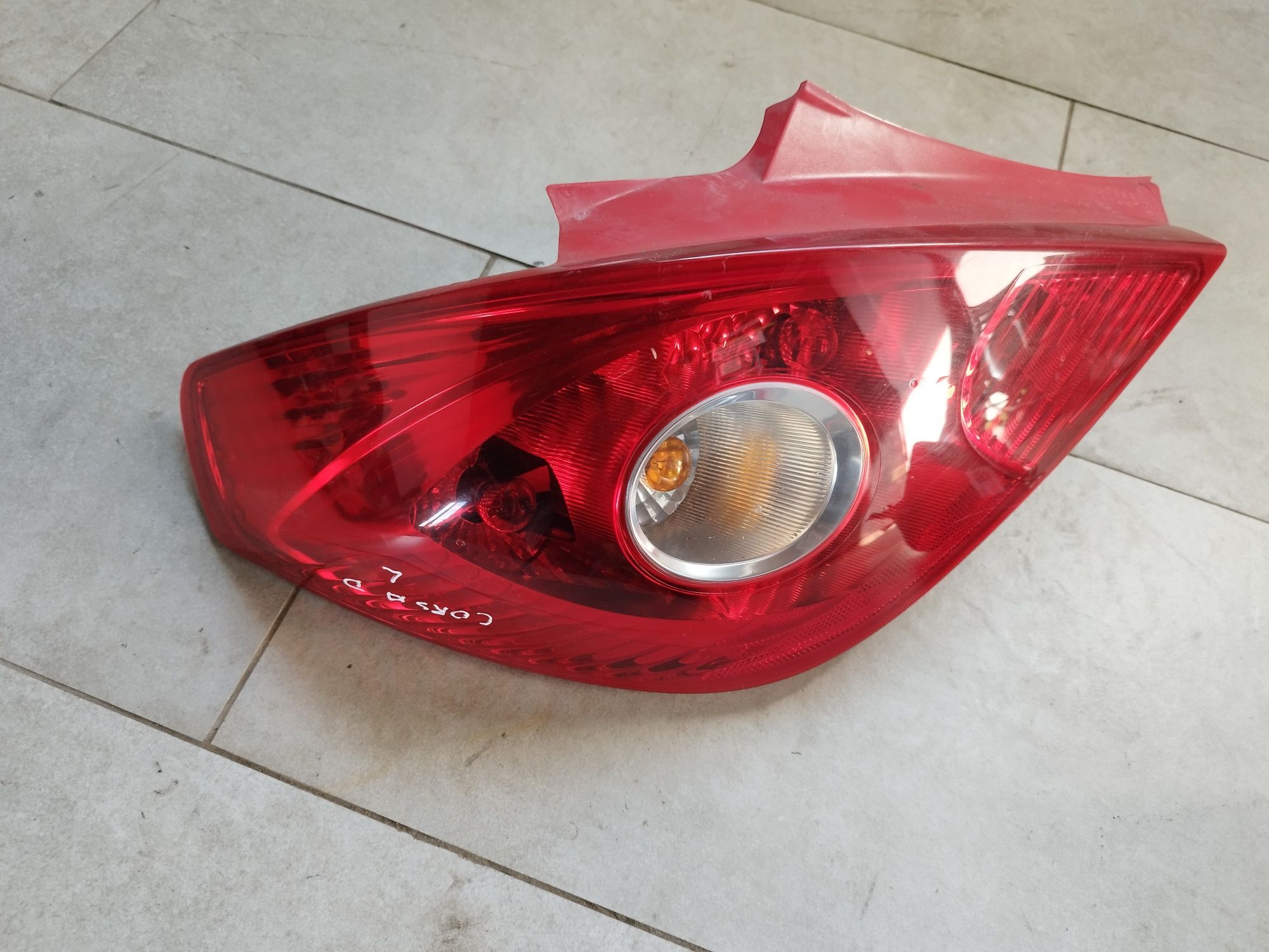 Lampa tylna prawa lewa Opel Corsa D 3 Drzwi