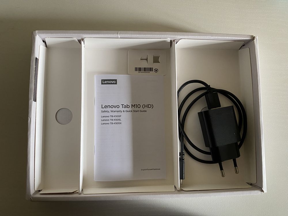 Планшет Lenovo tab M10