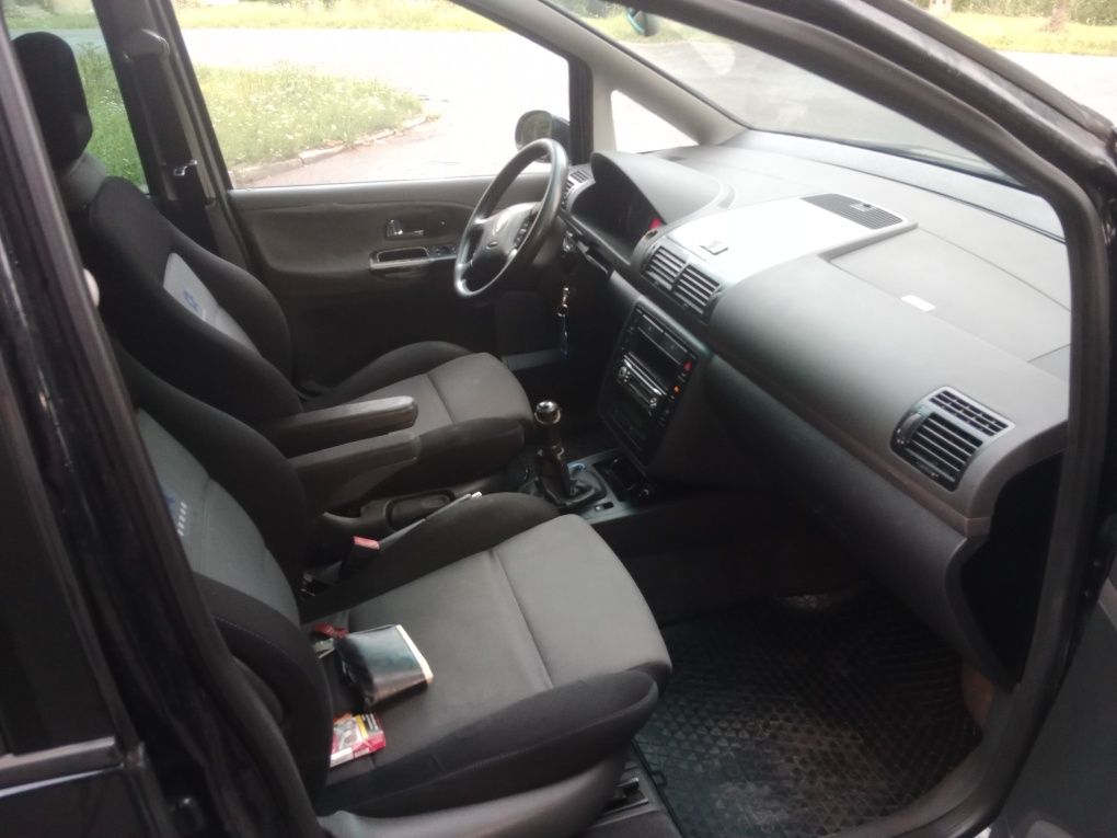 Sprzedam Sharana 1.9 TDI btb 150km special