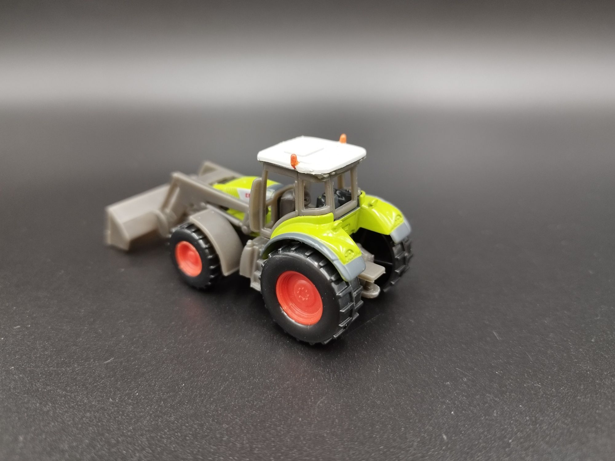 1:58 Norev Mini-jet Claas Axon 850 loader model traktor