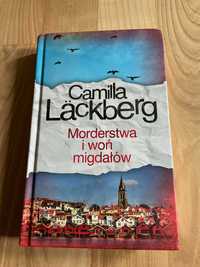 Morderstwa i woń migdałów Camilla Lackberg