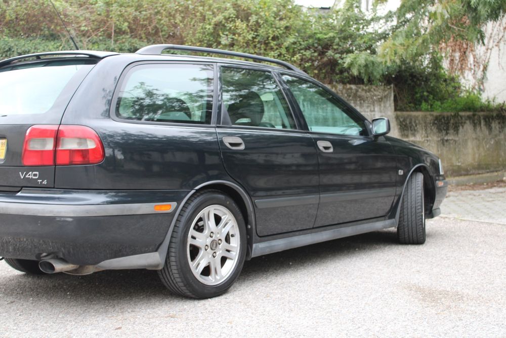 Volvo V40 T4 - 200cv