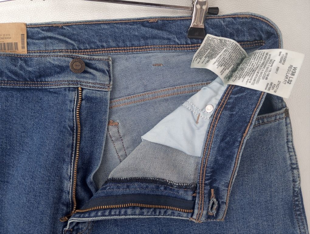 Чоловічі джинси Wrangler regular fit 38/32