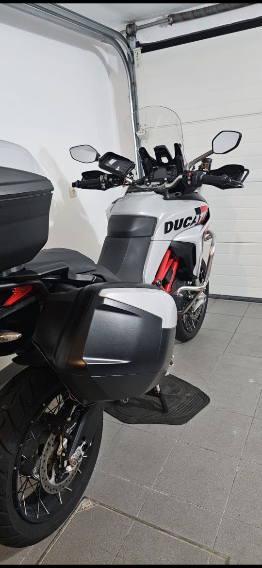 Ducati multistrada 950s com 10.000km