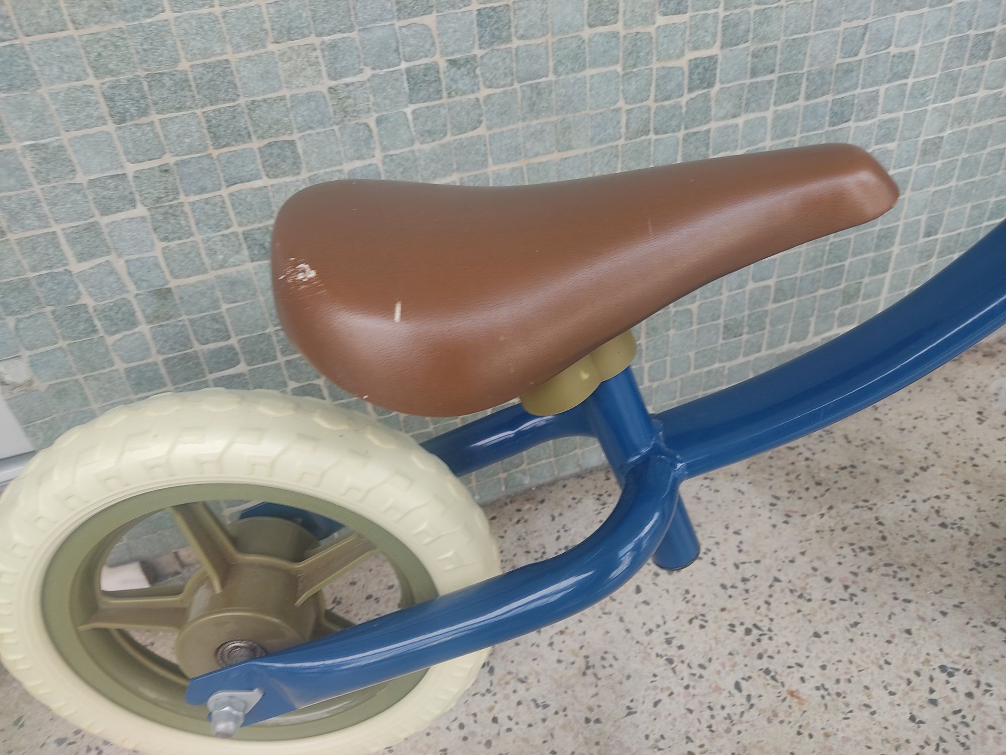 Bicicleta de Equilíbrio Infantil – Ideal para os Pequenos!