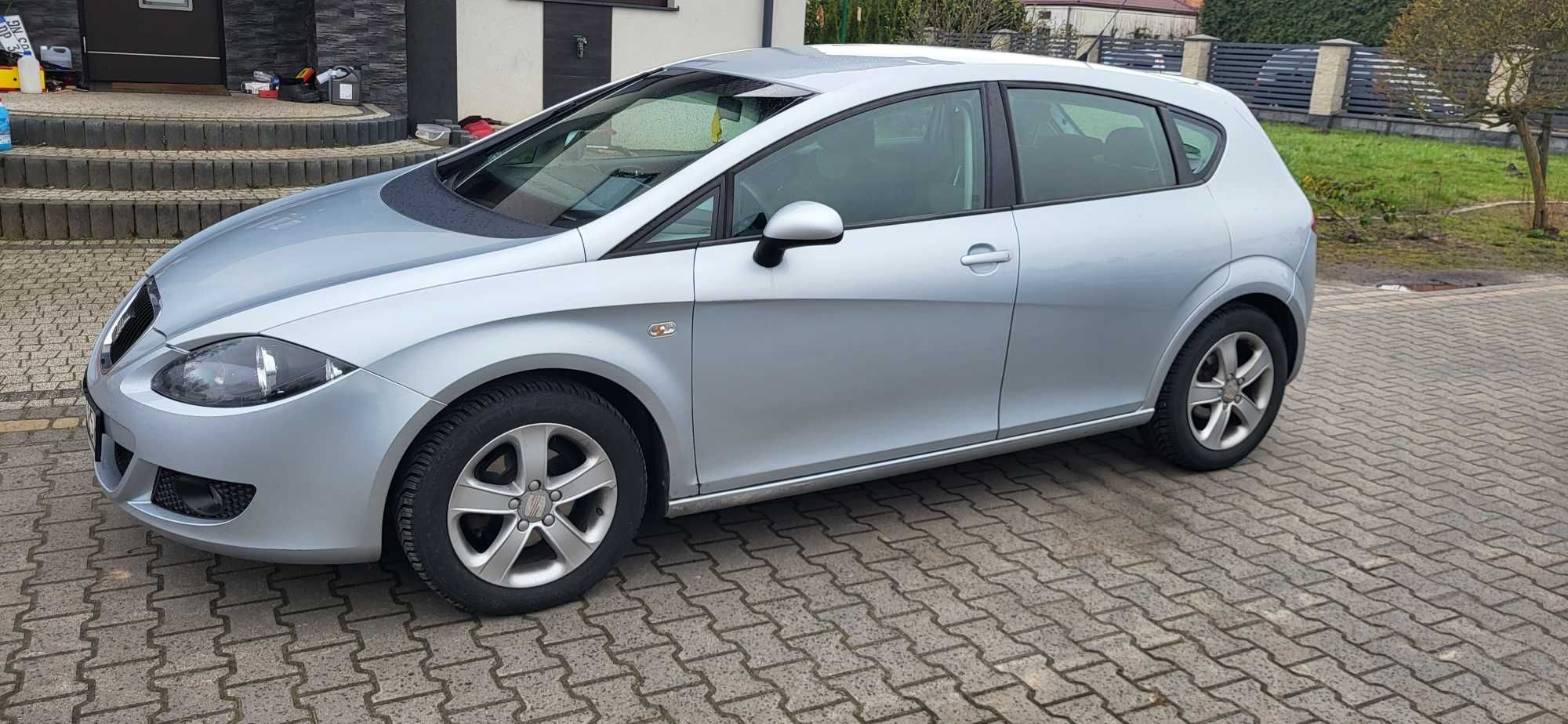 Wynajem samochodu Seat Leon