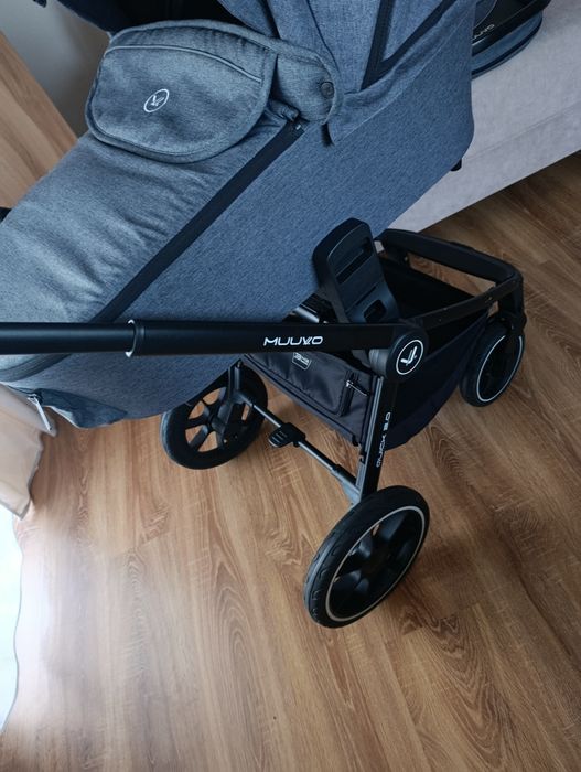 Wózek 2w1 gondola i spacerówka muuvo quick
