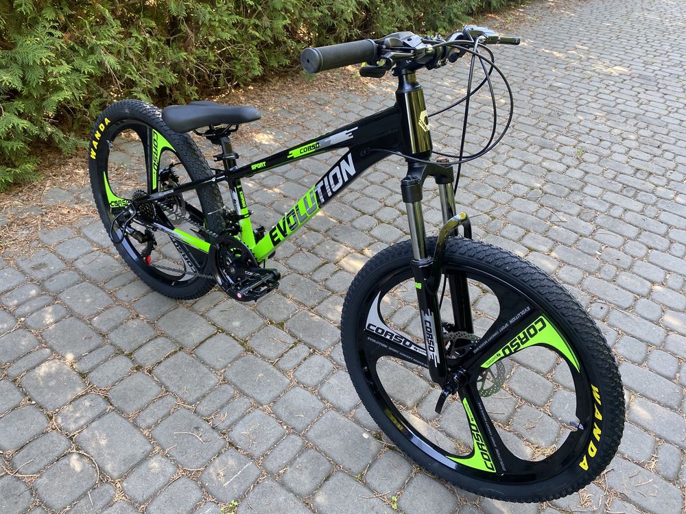 Дитячий велосипед Corso Evolution 24 Black-green на дитих дисках