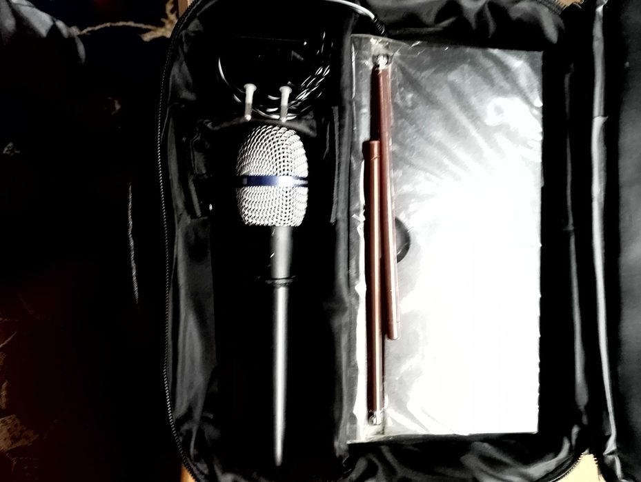 продаю радиомикрофон Bayrdynamik