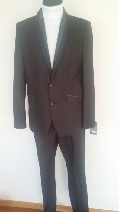 Garnitur męski nowy szykowny, nowoczesny