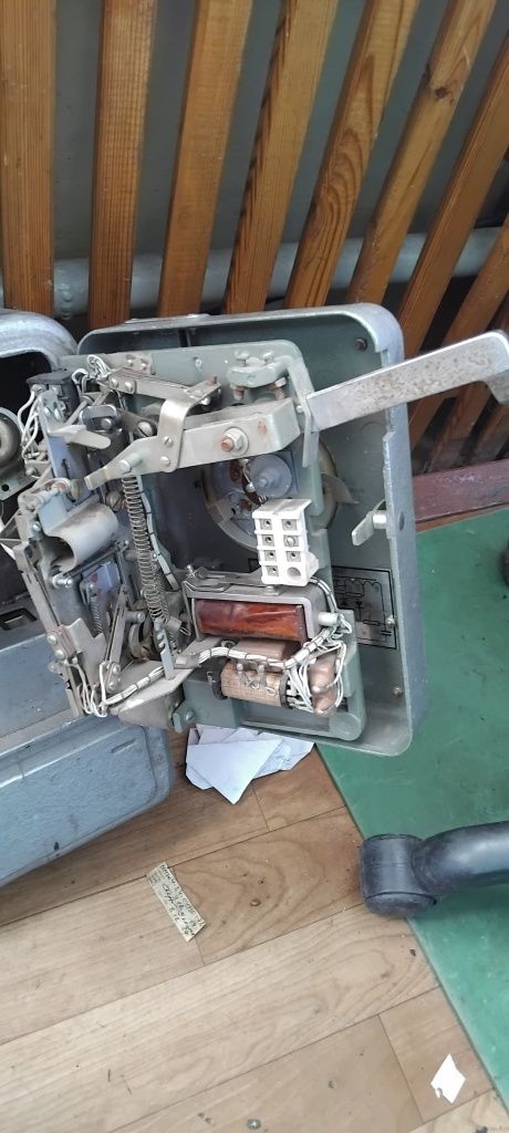 Телефон таксофон радянських часів