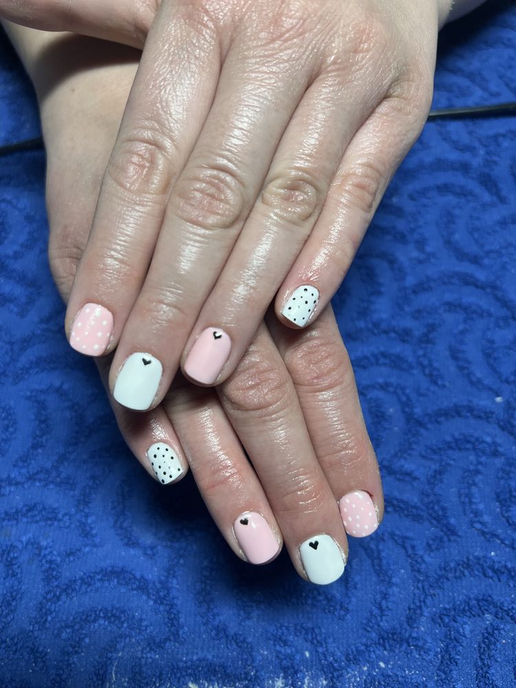 Manicure hybrydowy