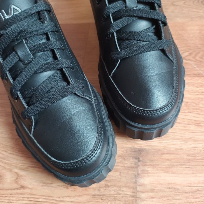 Оригінальні Fila р37.5 довжина устілки по факту  24см
ціна 699грн