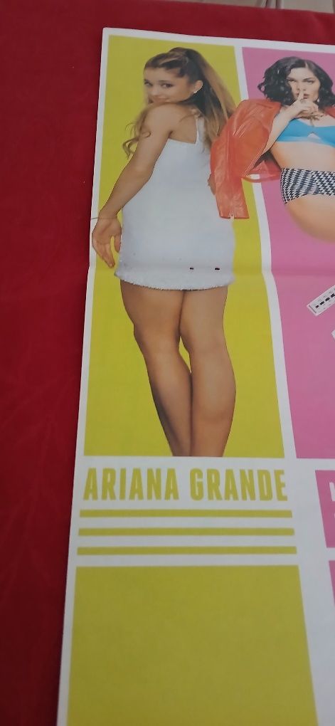 Poster Nicki,Ariana e Jessie, novo
