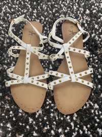 Sandaly boho z nitami atmosphere 40/41