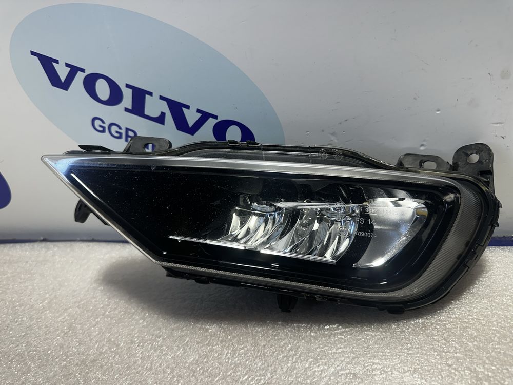 Volvo V90 S90 XC60 XC90 halogen Doświetlające lewe