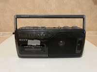 SONY CFM 145. FM/AM radio cassette corder. Требует рук.