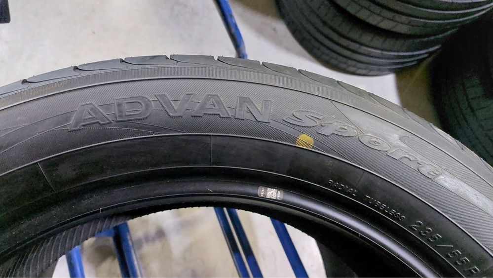 235/55/20 R20 Yokohama Adwan Sport 4шт новые