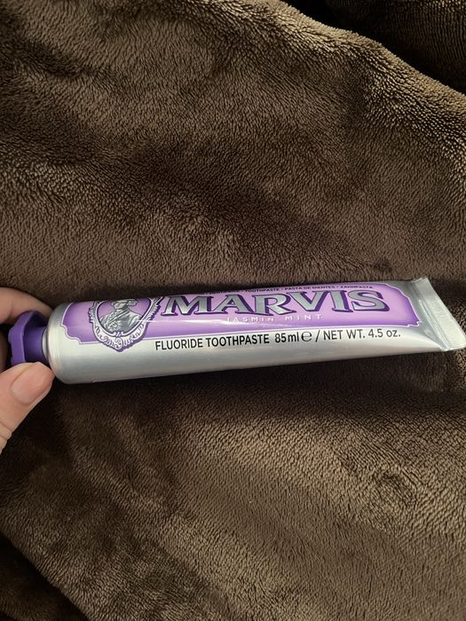 Marvis pasta do zebow