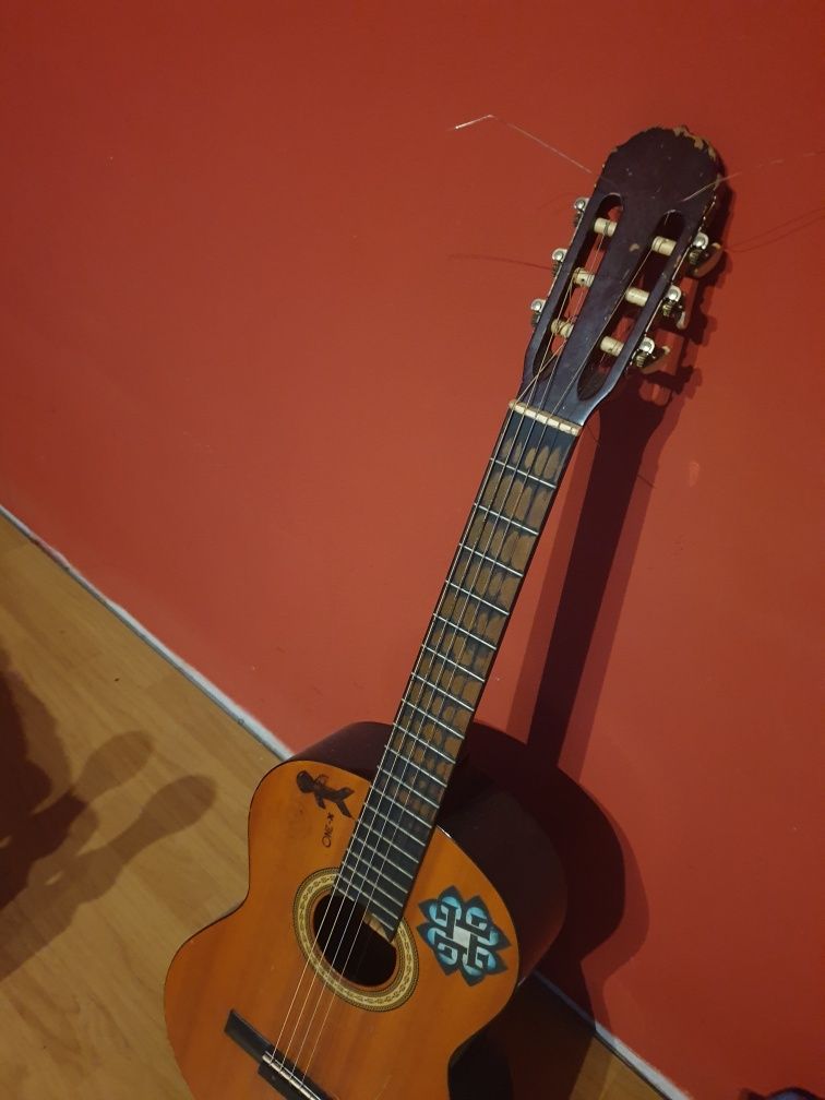 Vendo guitarra acústica + viola clássica