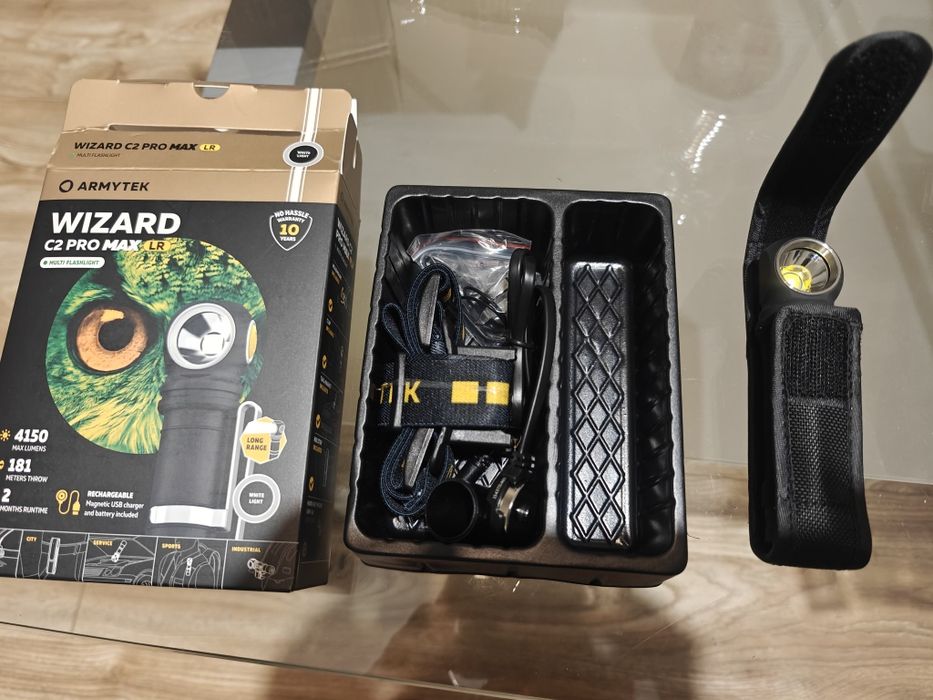 Latarka czołówka Armytek C2 Pro Max LR