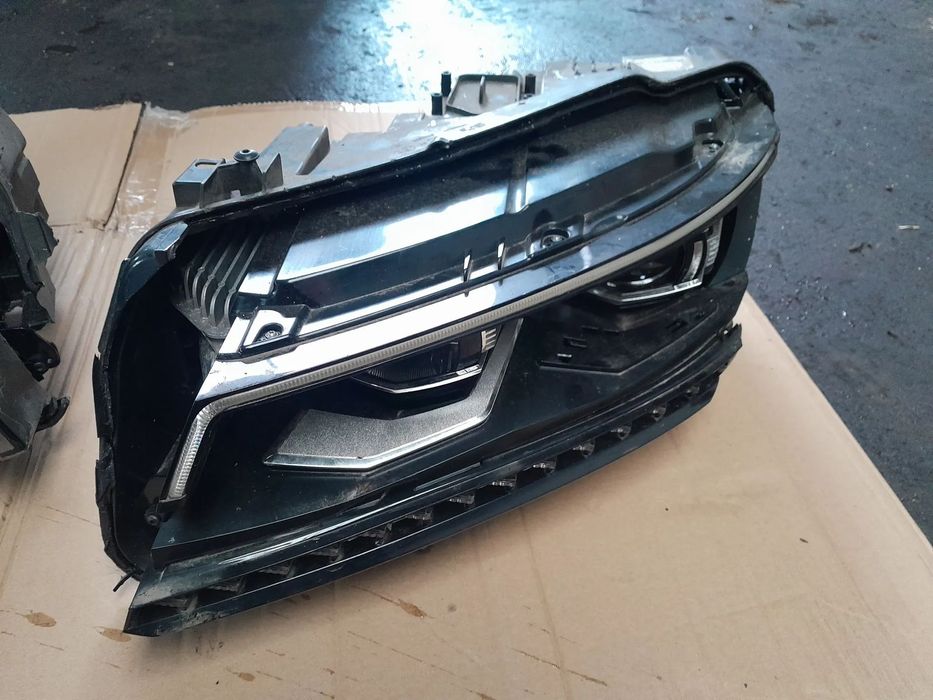 Lampa lewa przednia USZKODZONA Volkswagen Tiguan II 2 full led R-Line !! 5NB941081A