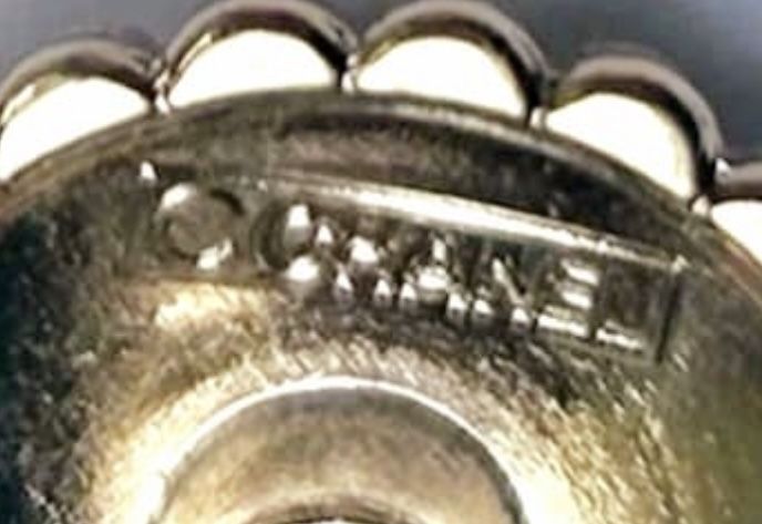 Eleganckie guziczki, cena dotyczy 1 sztuki