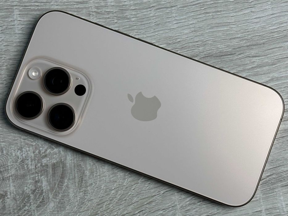Apple iPhone 16 Pro - 128GB Desert Titanium Neverlock ІДЕАЛ 100% АКУМ