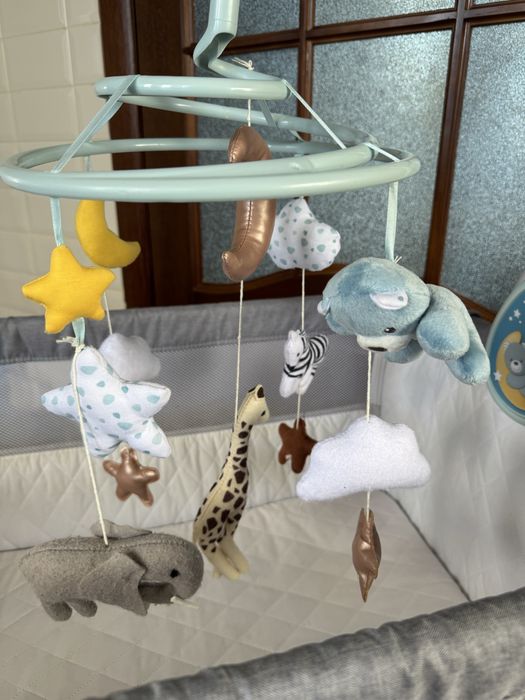 удосконаленний мобиль на ліжечко Chicco Next2Dreams