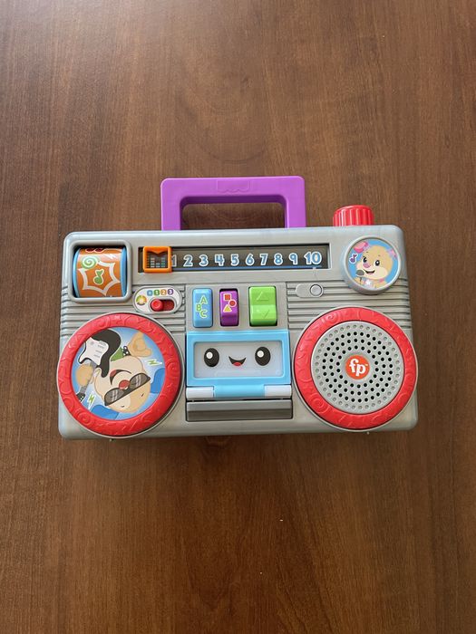 Radyjko radio fisher price radiomagnetofn szczeniaczka