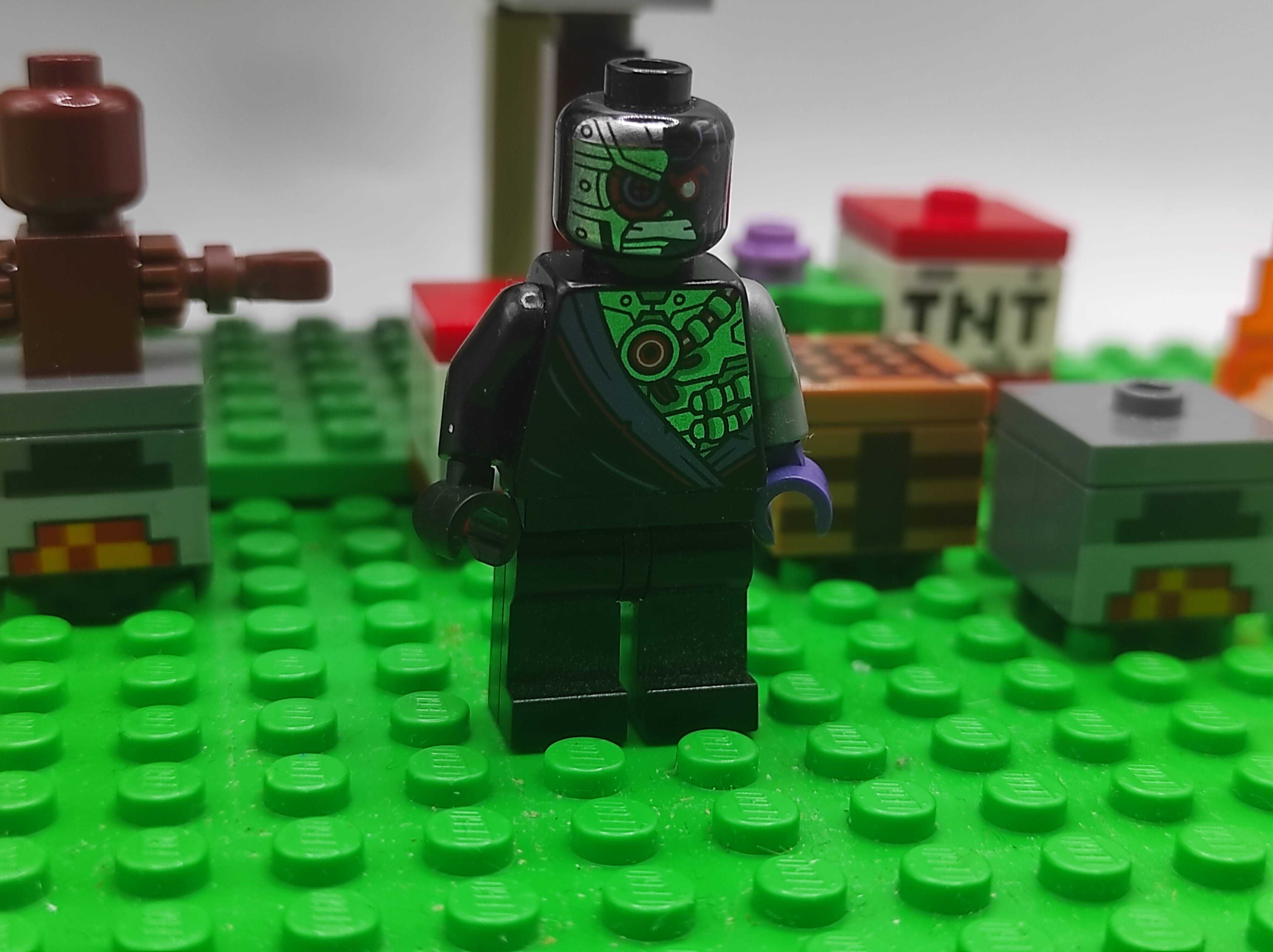 Oryginalna figurka LEGO minifigurka Nindroid Legacy Ninjago #584