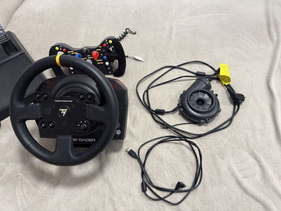 Kierownica ThrustMaster + pedaly
