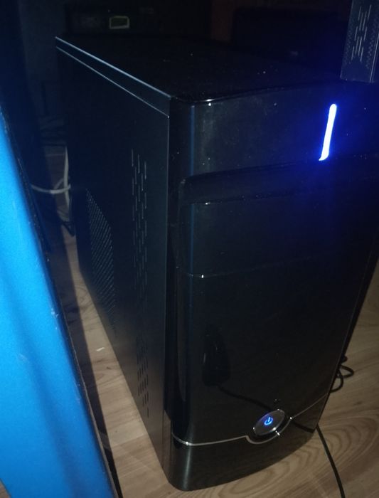 Komputer stacjonarny