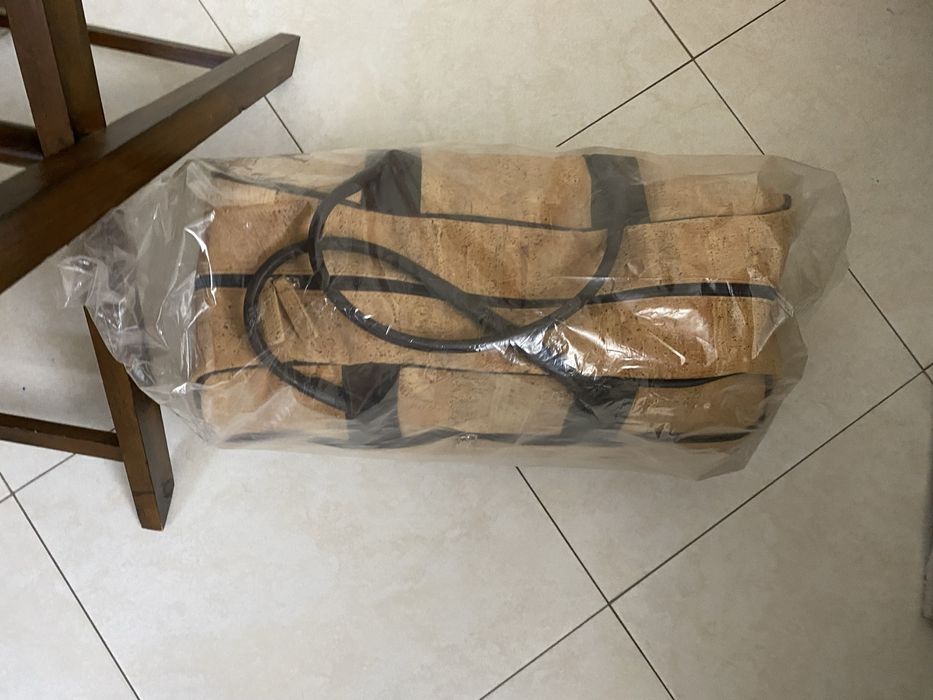 Mala viagem de cortiça