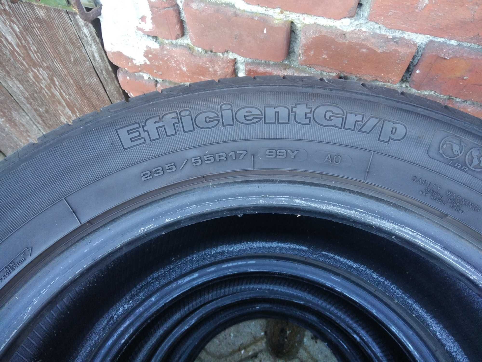 Komplet Opon  Goodyear EfficientGrip 235\55R17 Lato