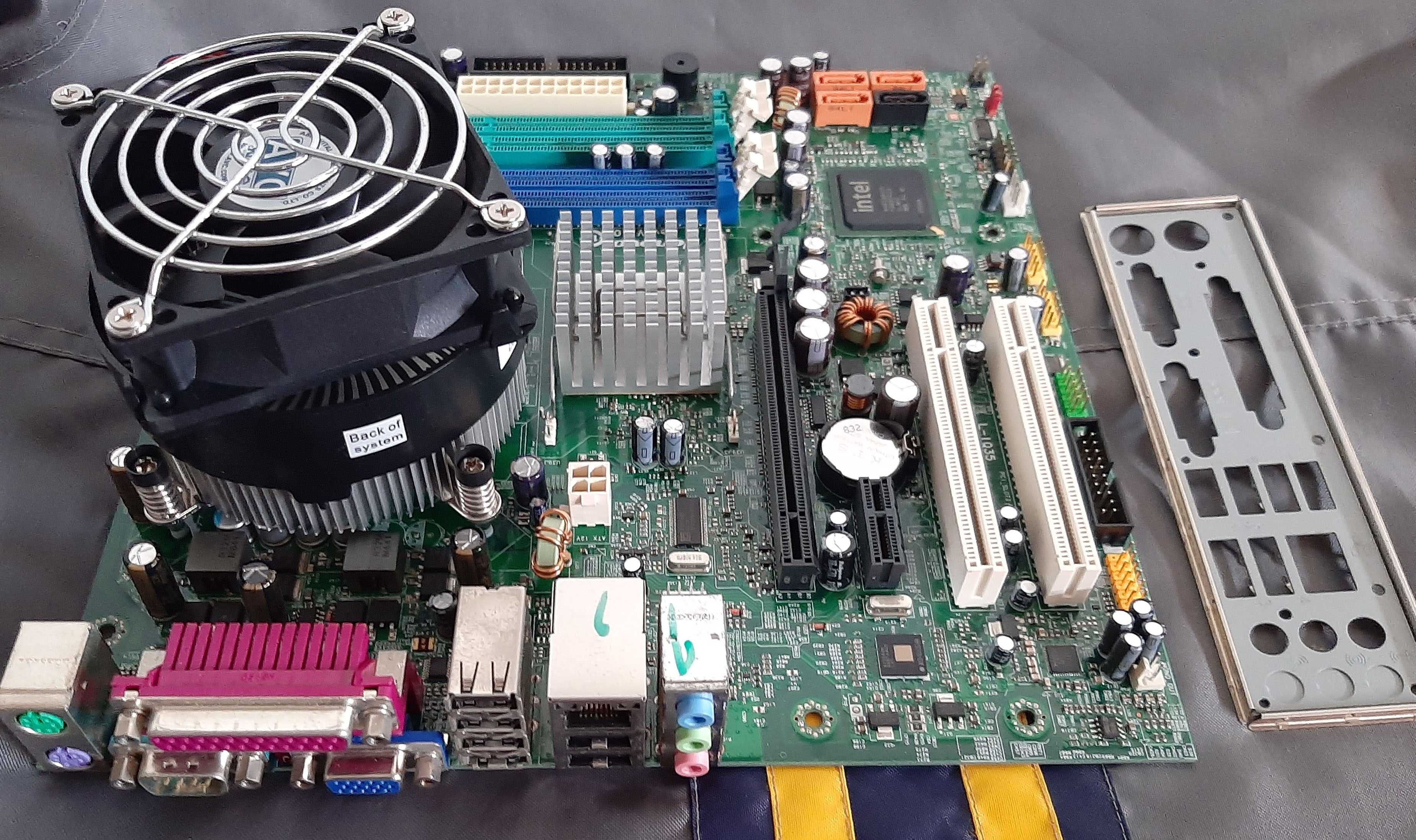 Motherboard LGA 775  (L-IQ35)+ Processador core2duo E8400