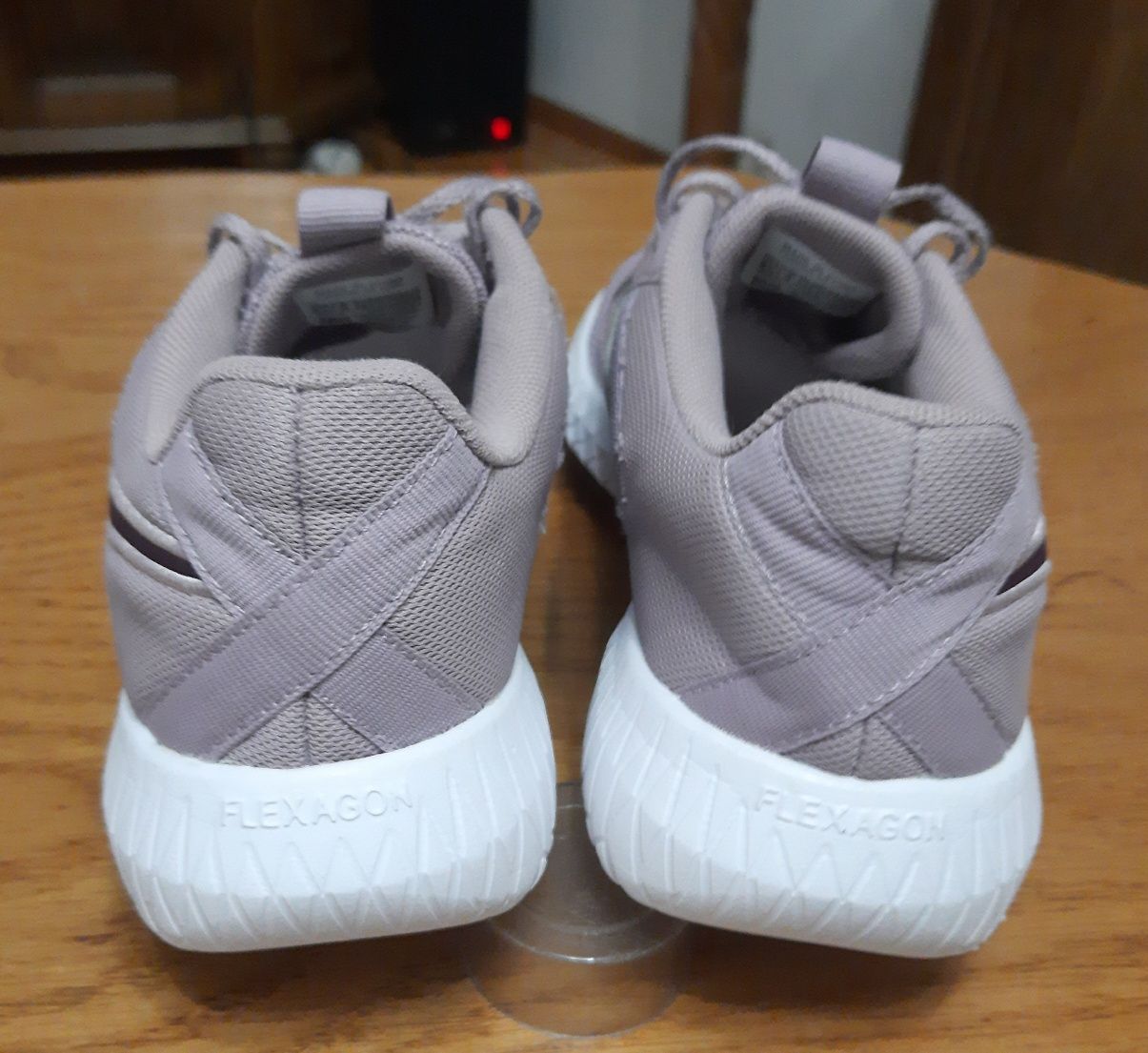 Кросівки Reebok Flexagon (розмір 37/23.5см) в ідеальному стані