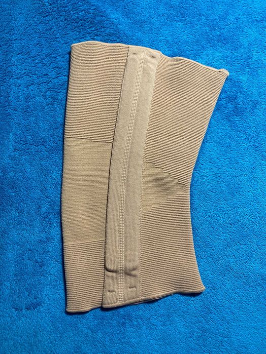 Opaska uciskowa bandaż na kolano Doktus KKL2 rozmiar III