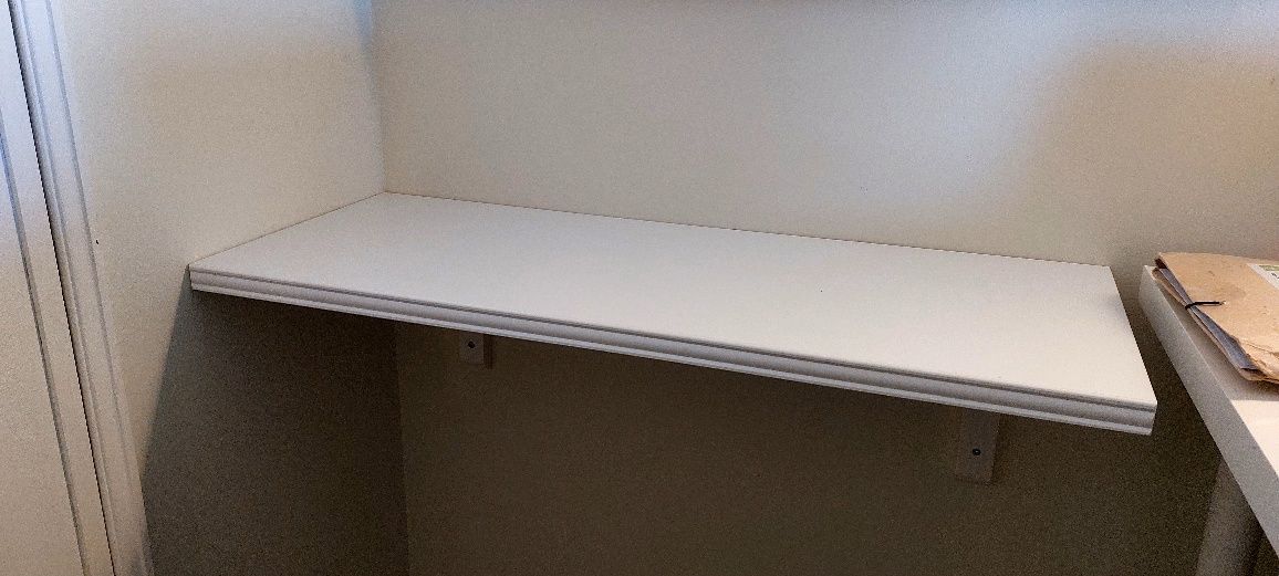 Prateleira Ikea Bergshult mais suporte Ramshult