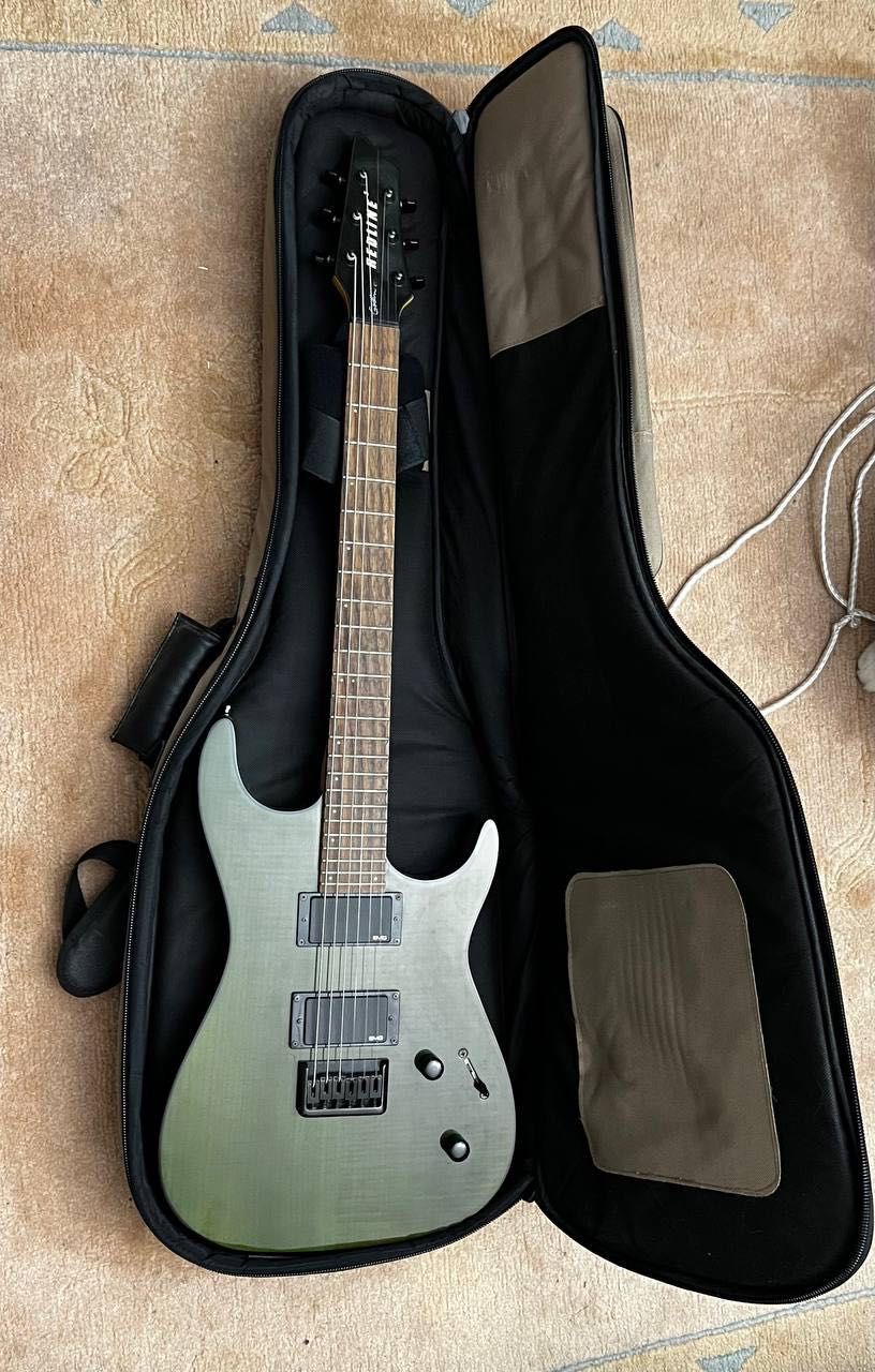 Електрогітара Godin Redline 2