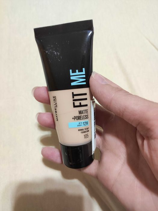 Тональний крем Maybelline New York Fit Me! Matte + Poreless Колір 105