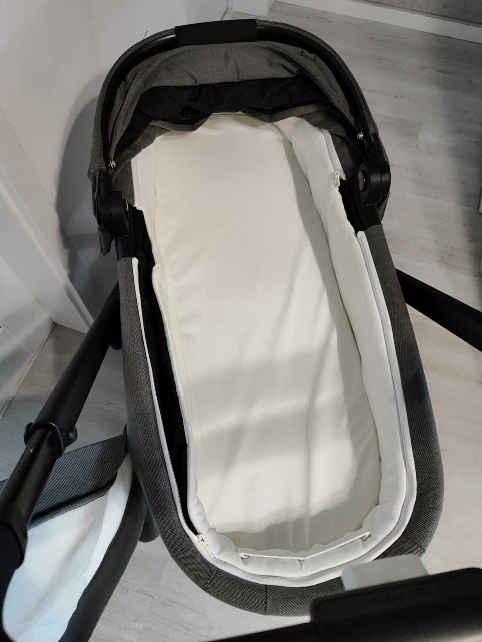 Wózek Cybex Baslios s lux 3 in 1 Gondola, spacerówka, nosidełko, baza.