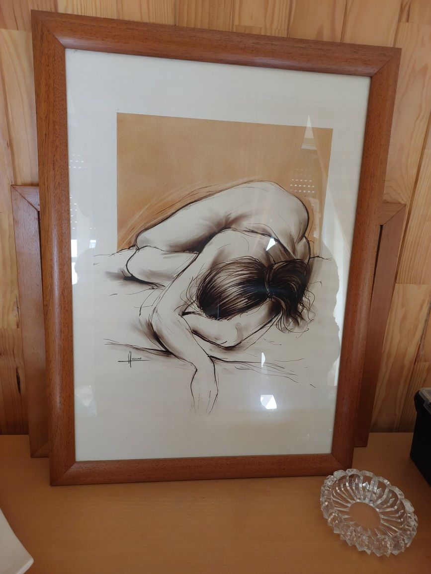 Vendo quadros e artigos decorativos