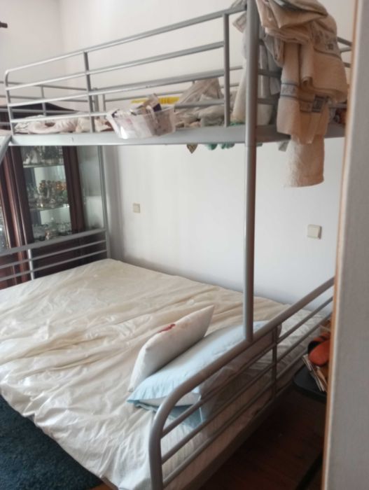 Beliche com cama de casal